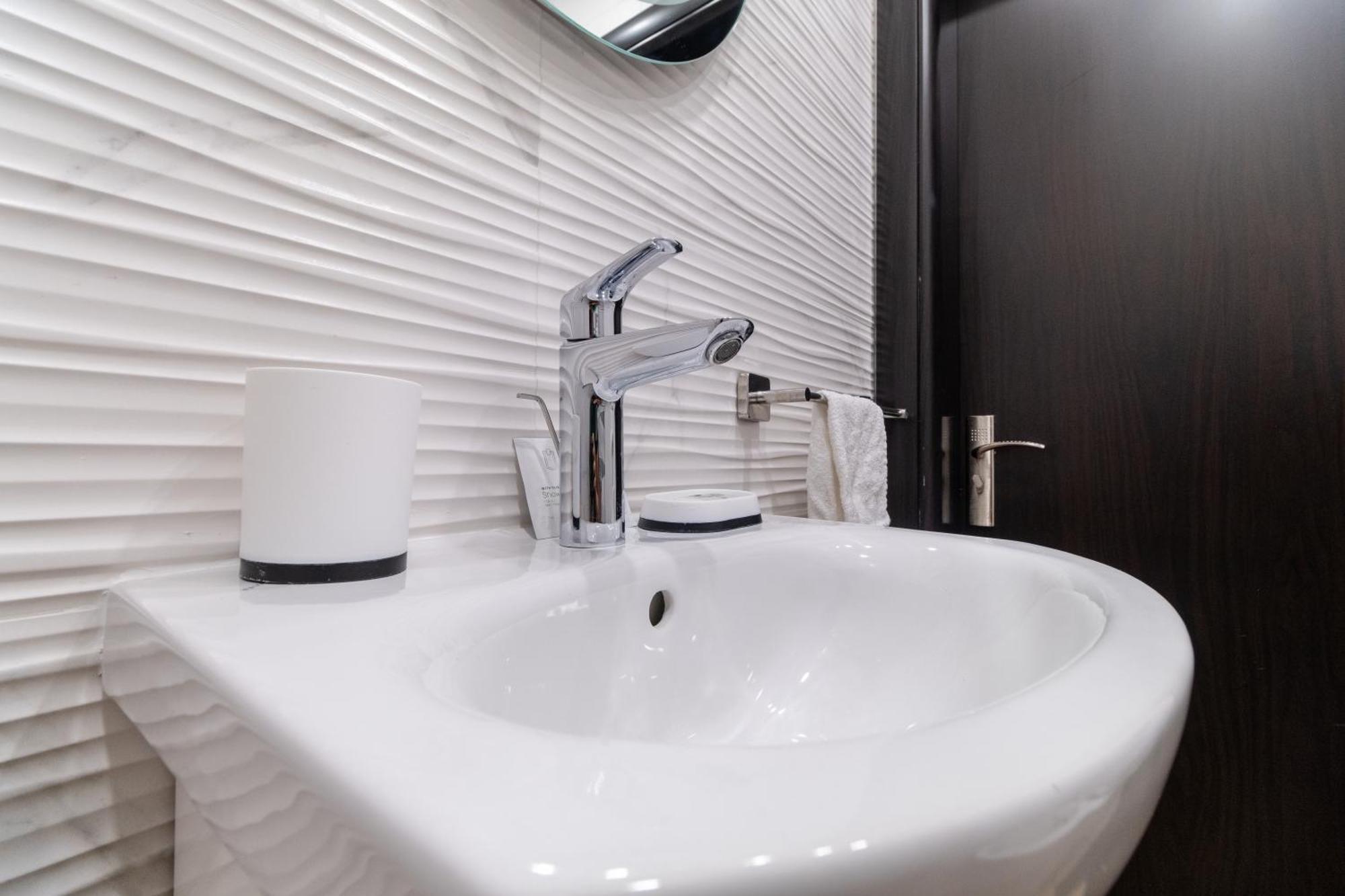 1-Bedroom Apartment With Free Private Parking Пловдив Экстерьер фото